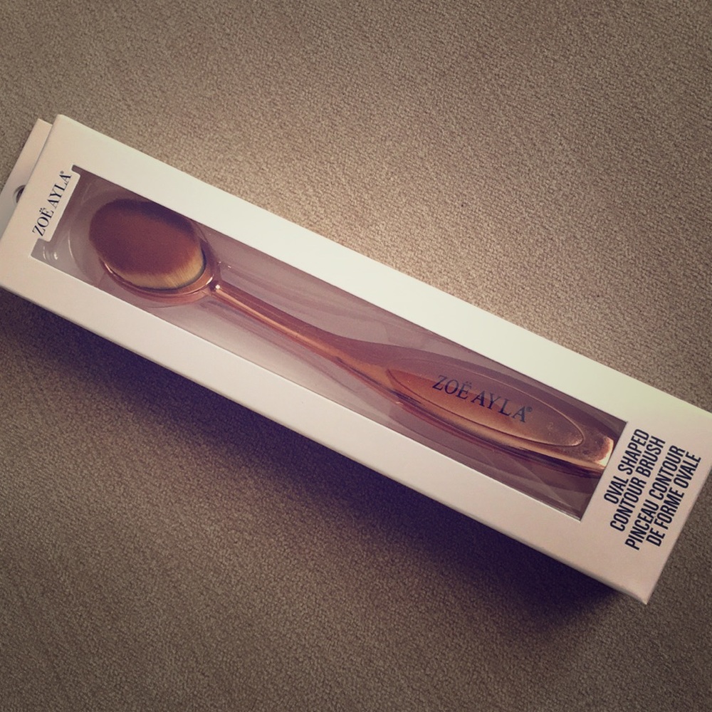 Contour brush